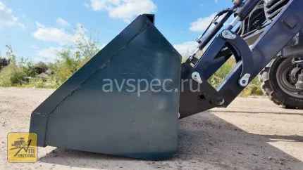 Трактор LOVOL TE 244 без каб c погрузчиком Феникс ПФН