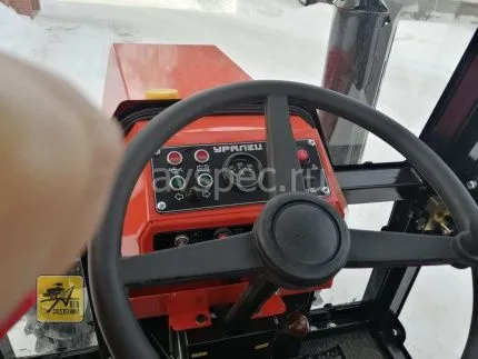 Минитрактор Уралец 254 с кабиной КПП с реверсом